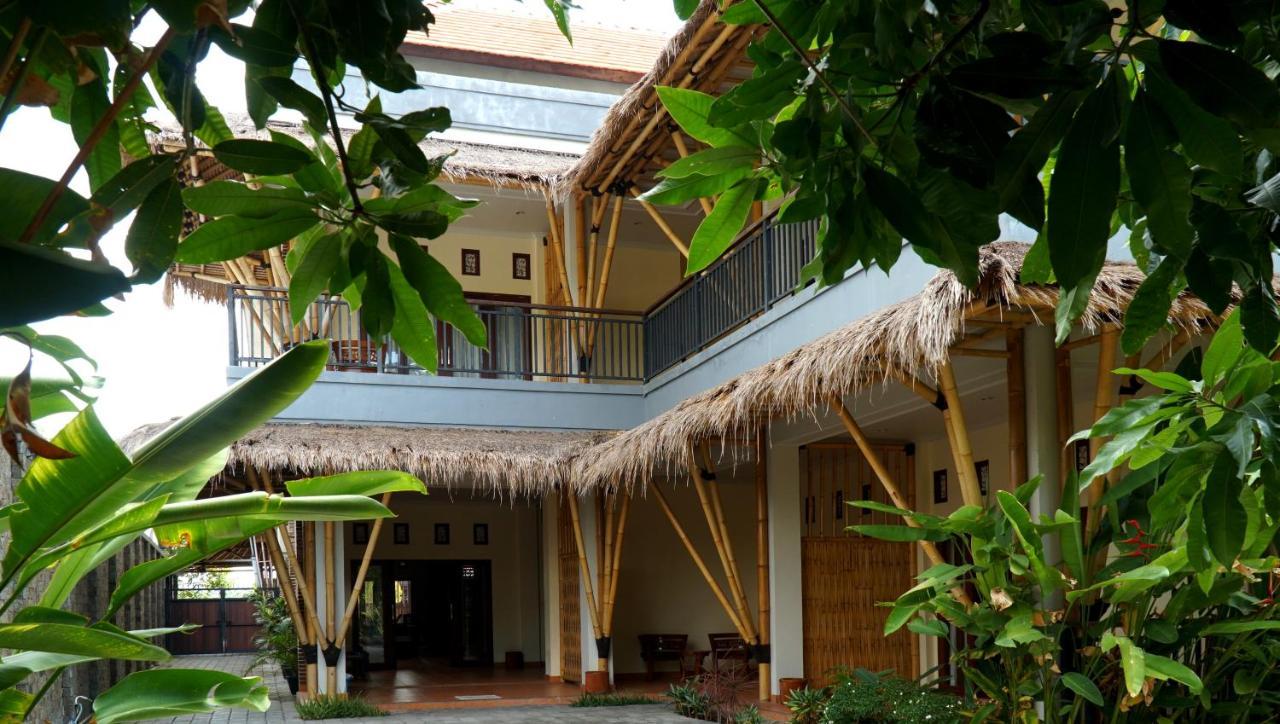 Vamana Bangsal Hostel Pemenang Exterior photo